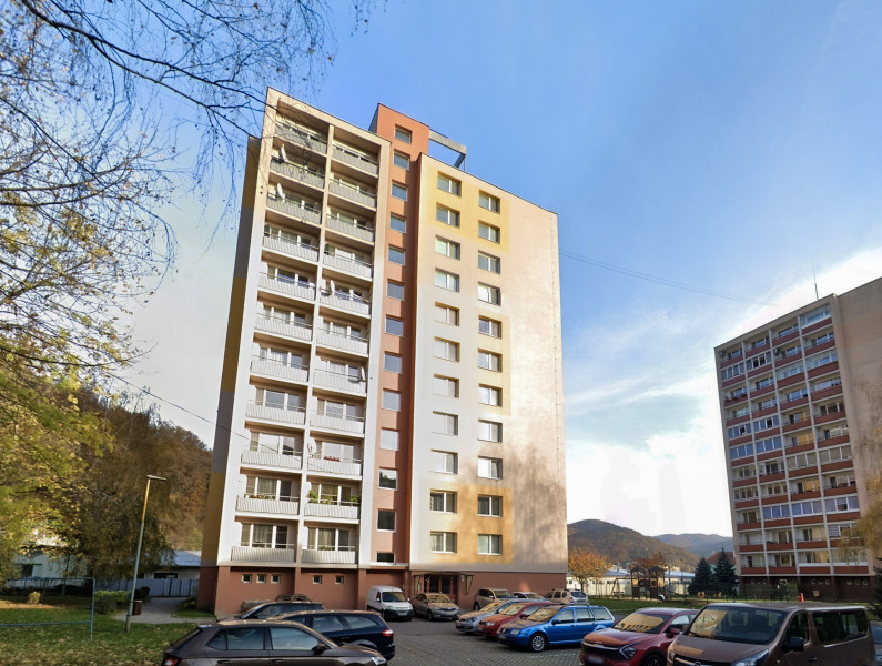 NÃ¡breÅ¾nÃ¡ 16